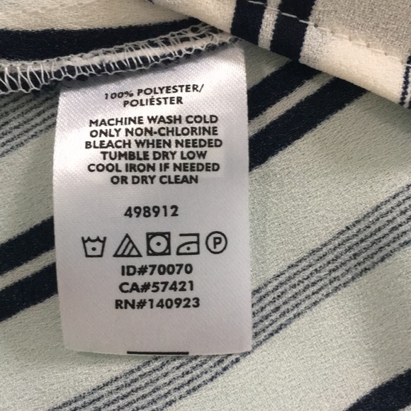 Brand new with tags loft plus blouse - Picture 3 of 3